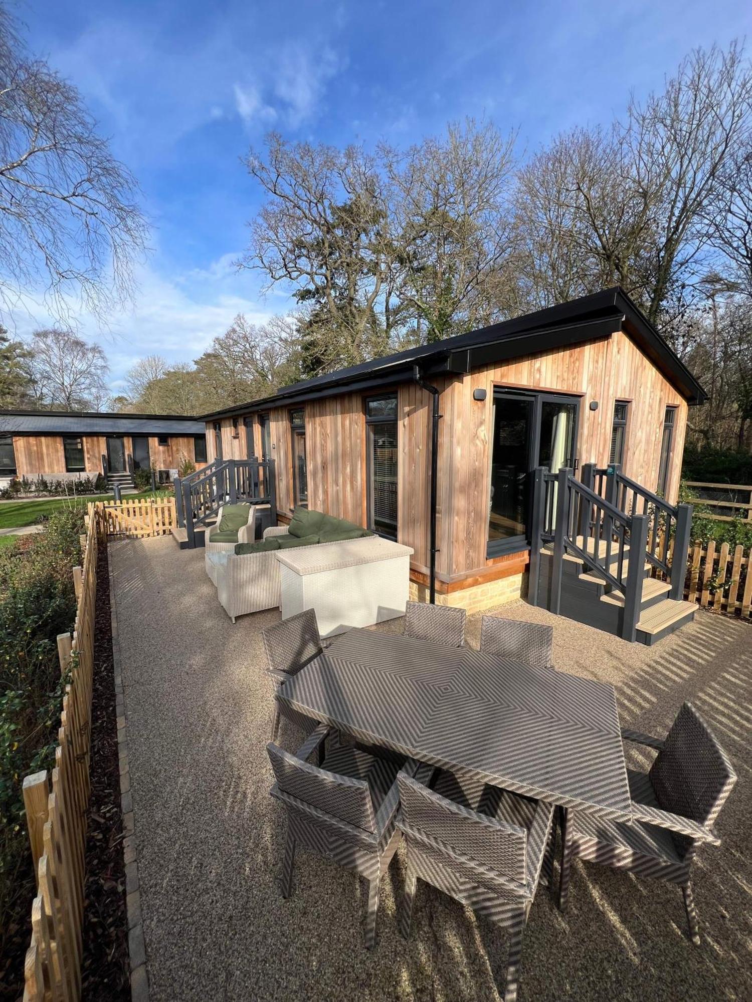 Blenheim Palace Lodge Retreat Вудсток Экстерьер фото