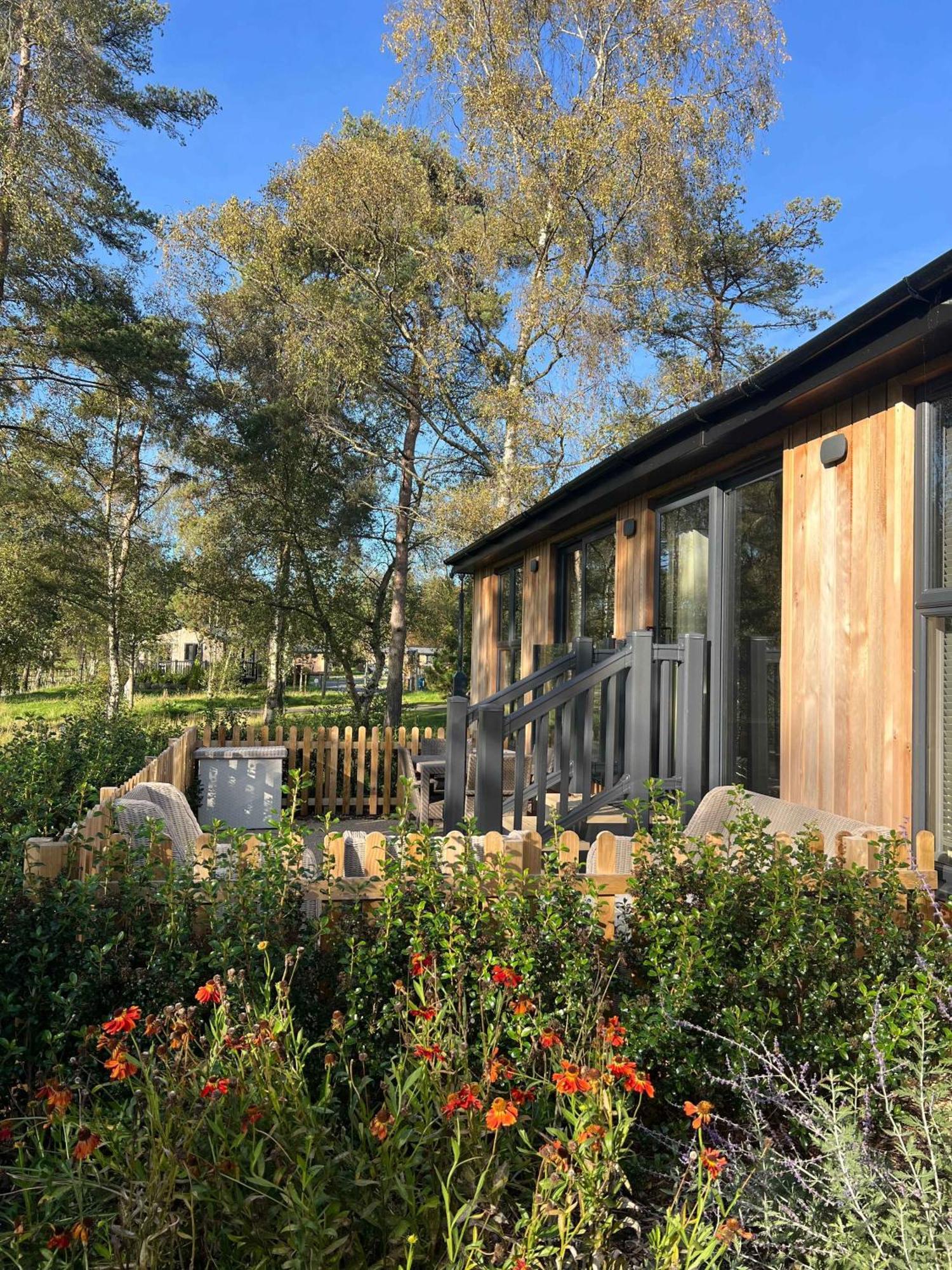 Blenheim Palace Lodge Retreat Вудсток Экстерьер фото